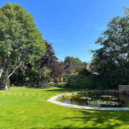 Asperion Hillside Hotel Guildford Dış mekan fotoğraf